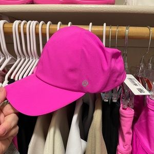 NWT Lululemon Fast and Free hat